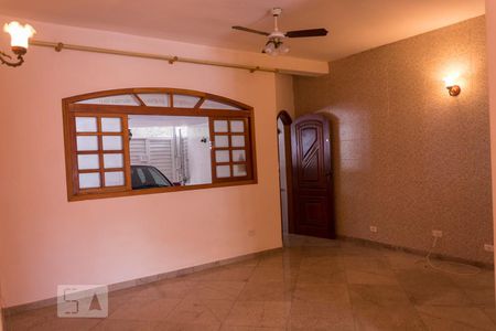 Sala de casa para alugar com 3 quartos, 120m² em Parque Oratório, Santo André