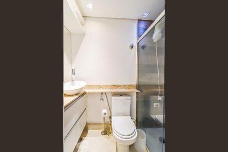 Banheiro de apartamento para alugar com 1 quarto, 30m² em Jardim Paulista, São Paulo
