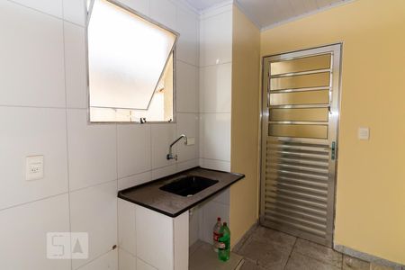 Cozinha de casa para alugar com 1 quarto, 70m² em Vila Gustavo, São Paulo