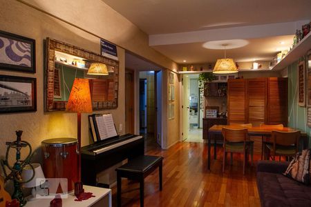 Sala de apartamento para alugar com 3 quartos, 100m² em Jardim Botânico, Rio de Janeiro