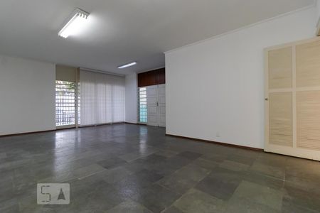 Salas de casa para alugar com 4 quartos, 200m² em Jardim Guanabara, Campinas