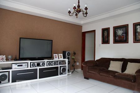 Sala de casa à venda com 4 quartos, 224m² em Vila Yolanda, Osasco