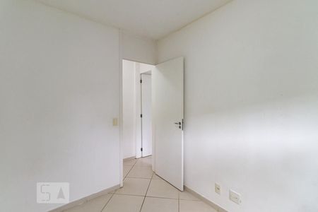 Quarto 1 de apartamento para alugar com 2 quartos, 45m² em Vargem Pequena, Rio de Janeiro