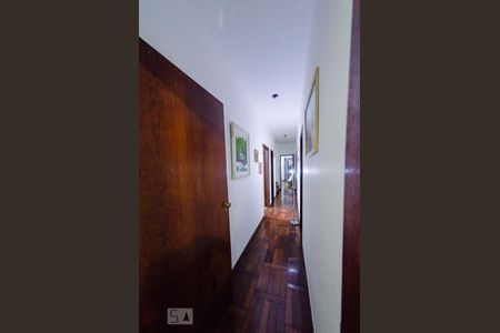 Corredor de casa para alugar com 4 quartos, 462m² em Betânia, Belo Horizonte