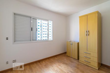 Quarto de apartamento para alugar com 1 quarto, 53m² em Alphaville Industrial, Barueri