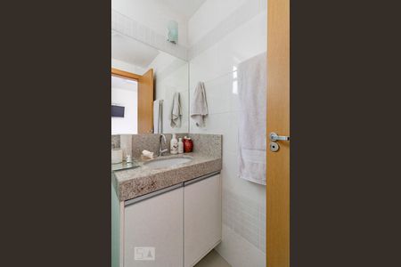 Suíte de apartamento para alugar com 3 quartos, 61m² em Santo Antônio, Belo Horizonte