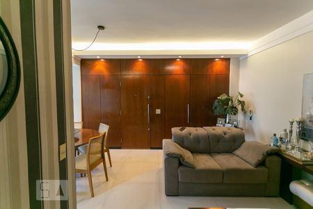 Apartamento para alugar com 3 quartos, 89m² em Colégio Batista, Belo Horizonte