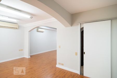 Sala de casa para alugar com 3 quartos, 255m² em Brooklin, São Paulo