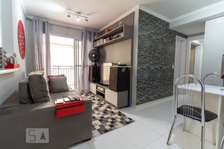 Sala de apartamento à venda com 2 quartos, 64m² em Vila Osasco, Osasco