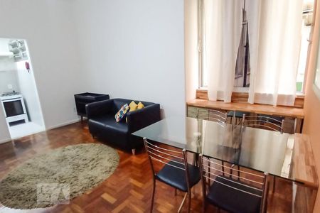 Sala de apartamento para alugar com 1 quarto, 36m² em Flamengo, Rio de Janeiro