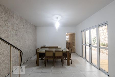 Sala de casa de condomínio para alugar com 5 quartos, 300m² em Mooca, São Paulo