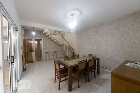 Sala de casa de condomínio para alugar com 5 quartos, 300m² em Mooca, São Paulo