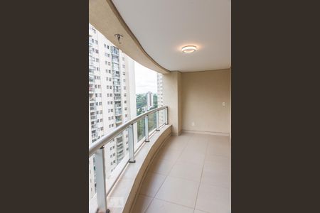 Varanda de apartamento para alugar com 3 quartos, 104m² em Vila da Serra, Nova Lima
