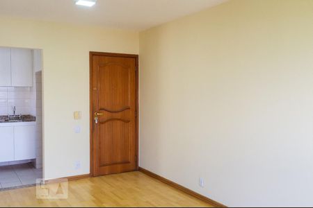 Sala de apartamento para alugar com 1 quarto, 50m² em Higienópolis, São Paulo
