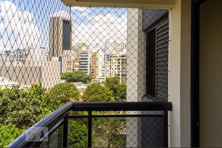 Varanda de apartamento para alugar com 1 quarto, 50m² em Higienópolis, São Paulo