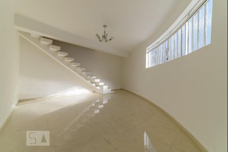 Sala de casa para alugar com 3 quartos, 150m² em Santo Antônio, São Caetano do Sul