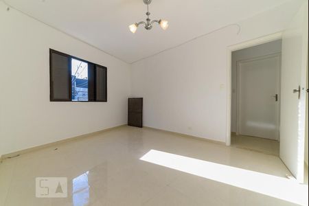Quarto de casa à venda com 3 quartos, 150m² em Santo Antônio, São Caetano do Sul