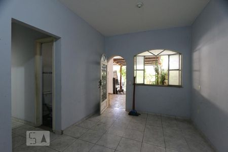 Sala de casa à venda com 3 quartos, 160m² em Taquara, Rio de Janeiro