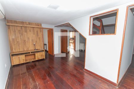 Sala 3 ambientes de casa para alugar com 3 quartos, 270m² em Vila Ipiranga, Porto Alegre