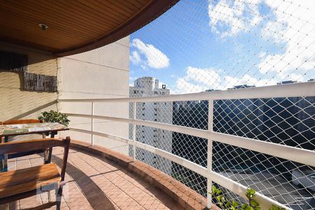 Varanda de apartamento para alugar com 1 quarto, 50m² em Jardim Londrina, São Paulo