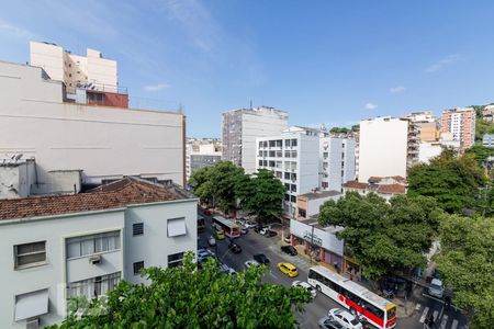 Vista do Quarto 1 de apartamento para alugar com 2 quartos, 68m² em Maracanã, Rio de Janeiro