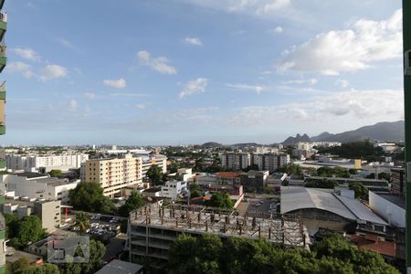 Vista  de apartamento à venda com 2 quartos, 74m² em Taquara, Rio de Janeiro