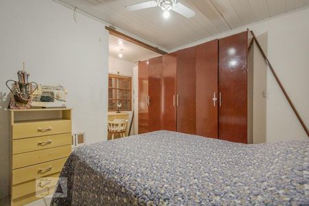 Suíte 1 de casa para alugar com 2 quartos, 90m² em Jardim Carvalho, Porto Alegre