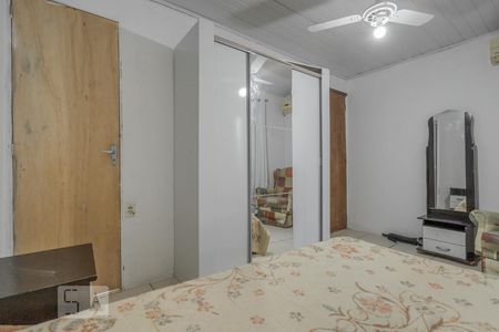 Suíte 2 de casa para alugar com 2 quartos, 90m² em Jardim Carvalho, Porto Alegre