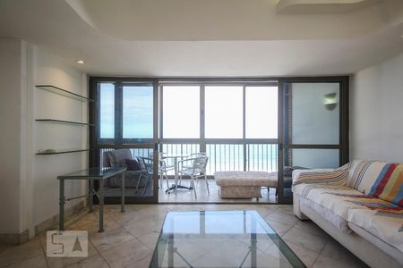 Sala de apartamento para alugar com 2 quartos, 90m² em Barra da Tijuca, Rio de Janeiro