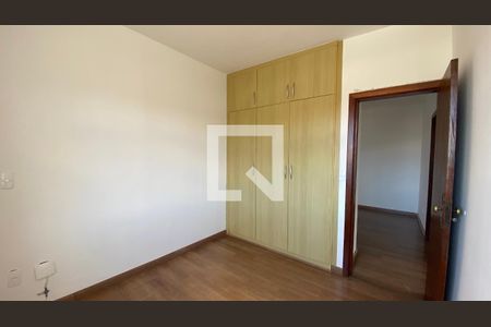 Quarto 1 de apartamento para alugar com 3 quartos, 84m² em Gutierrez, Belo Horizonte