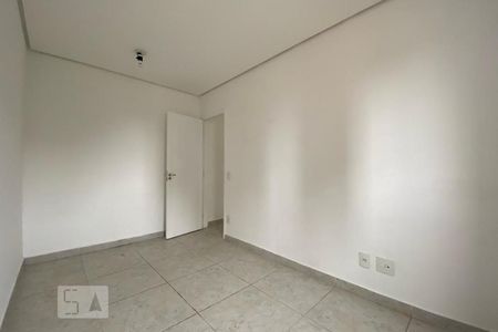 Quarto 1 de apartamento para alugar com 2 quartos, 49m² em Parque Reboucas, São Paulo
