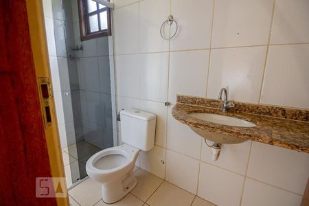Banheiro da Suíte de casa para alugar com 3 quartos, 85m² em São João Batista (venda Nova), Belo Horizonte