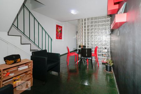 Sala de casa para alugar com 2 quartos, 130m² em Vila Madalena, São Paulo