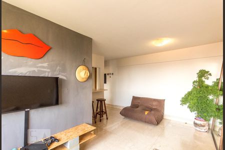 Sala de apartamento para alugar com 3 quartos, 74m² em Socorro, São Paulo