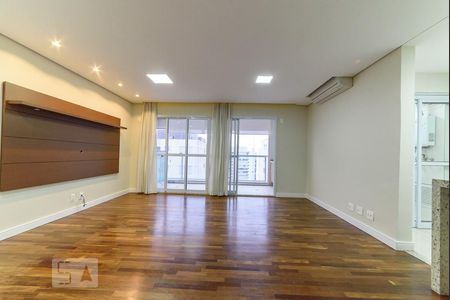 Sala de apartamento à venda com 2 quartos, 81m² em Cerâmica, São Caetano do Sul