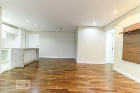 Sala de apartamento à venda com 2 quartos, 81m² em Cerâmica, São Caetano do Sul