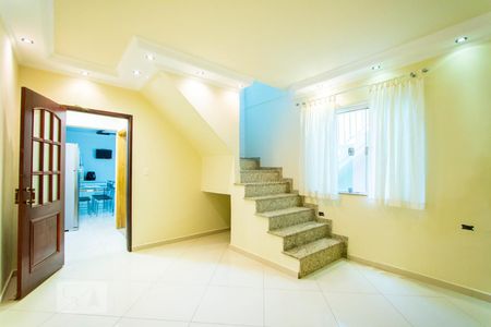 Sala de Estar de casa para alugar com 3 quartos, 172m² em Jardim Alvorada, Santo André