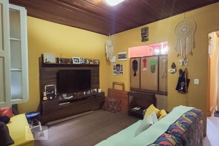 Sala de casa à venda com 4 quartos, 167m² em Centro Histórico, Porto Alegre