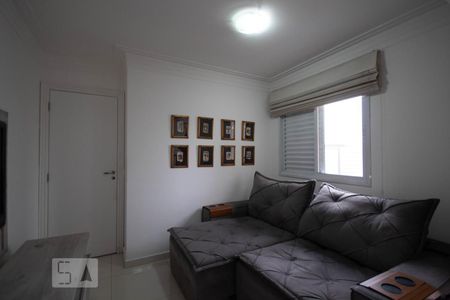 Sala de TV de apartamento à venda com 3 quartos, 105m² em Vila Osasco, Osasco