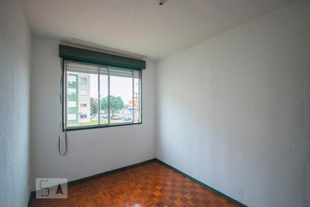 quarto 2 de apartamento para alugar com 2 quartos, 55m² em Jardim Itu, Porto Alegre