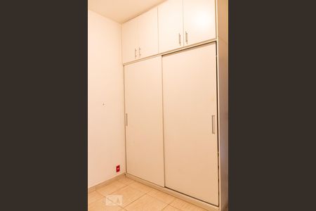 Quarto 1 de casa para alugar com 4 quartos, 150m² em Glória, Belo Horizonte