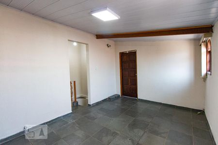 Sala de casa para alugar com 2 quartos, 80m² em Vila Ré, São Paulo
