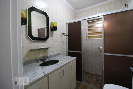 Banheiro de casa para alugar com 3 quartos, 144m² em Perdizes, São Paulo