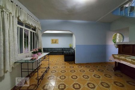 Sala de casa à venda com 5 quartos, 435m² em Umuarama, Osasco