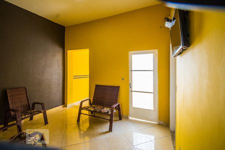 Sala de casa à venda com 9 quartos, 160m² em Vila Industrial, Campinas