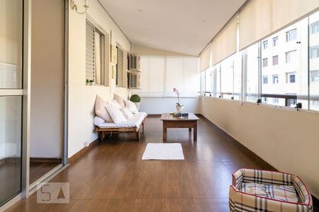 Varanda de casa para alugar com 2 quartos, 78m² em Bela Vista, São Paulo