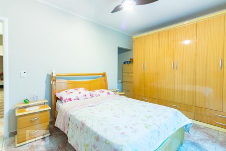 Quarto 2 de casa para alugar com 4 quartos, 234m² em Jardim Roberto, Osasco