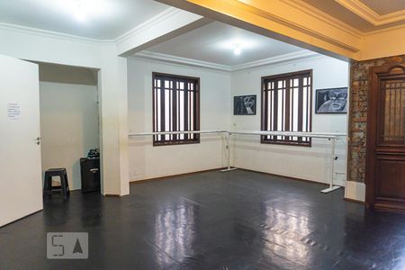 Sala 1 de casa à venda com 4 quartos, 230m² em Consolação, São Paulo