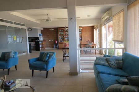 Sala 3  de apartamento para alugar com 3 quartos, 105m² em Vila Assunção, Porto Alegre