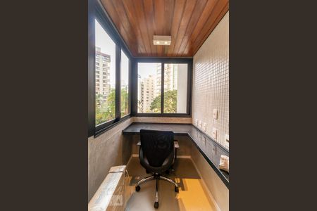 Sala - escritório de apartamento para alugar com 1 quarto, 50m² em Jardim Paulistano, São Paulo